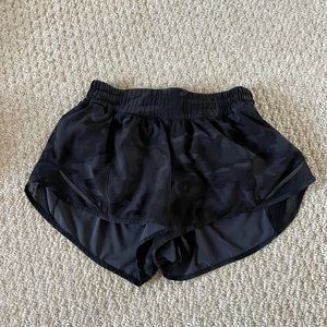 Black camo lululemon shorts!